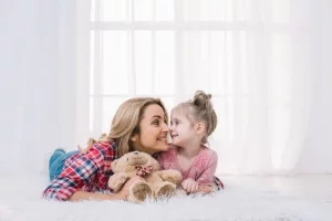 Cortinas e Persianas para Ambientes com Crianças: Segurança e Estilo