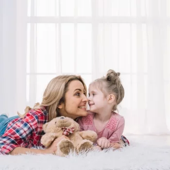 Cortinas e Persianas para Ambientes com Crianças: Segurança e Estilo