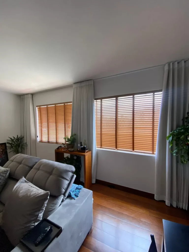 Projeto de cortinas e persianas instalado pela Paulo Cortinas em BH - foto 4