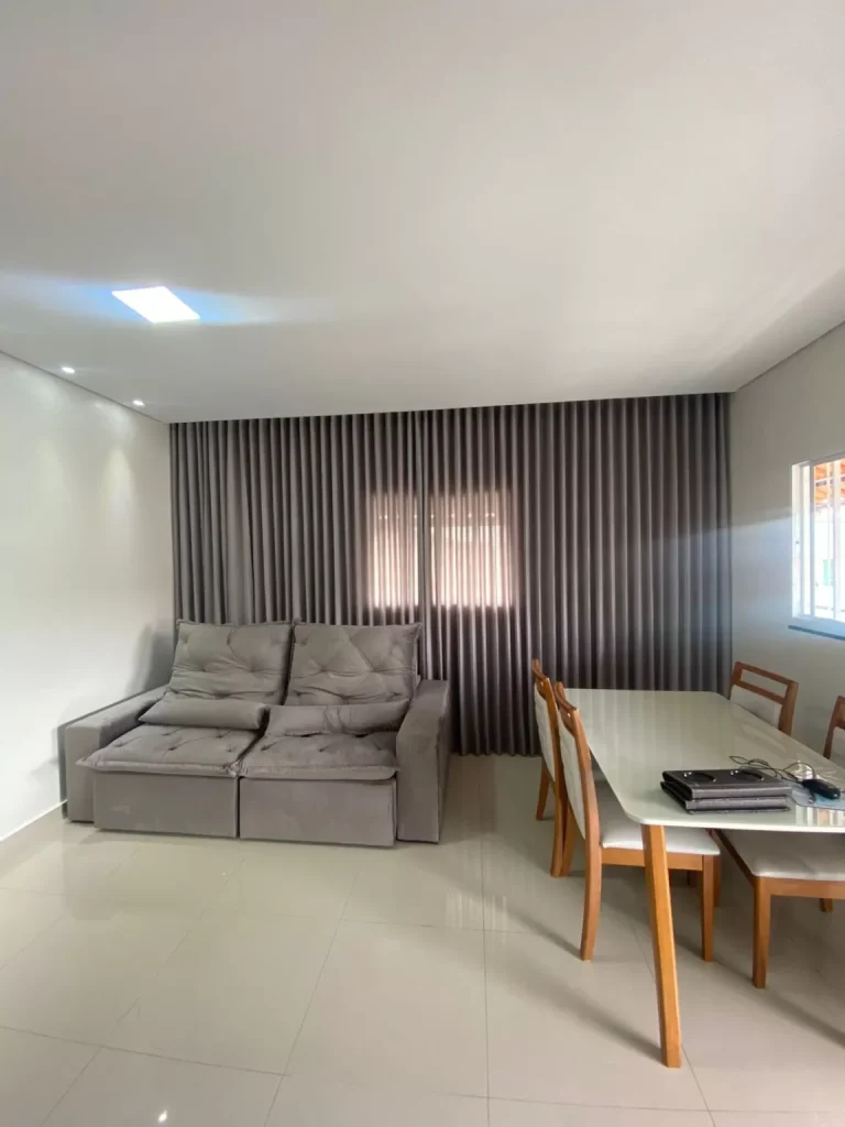 Projeto de cortinas e persianas instalado pela Paulo Cortinas em BH - foto 1